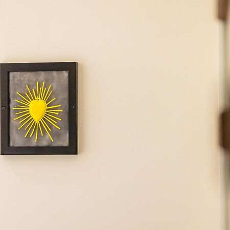 Via Milano Central Station Apartment Наполи Екстериор снимка