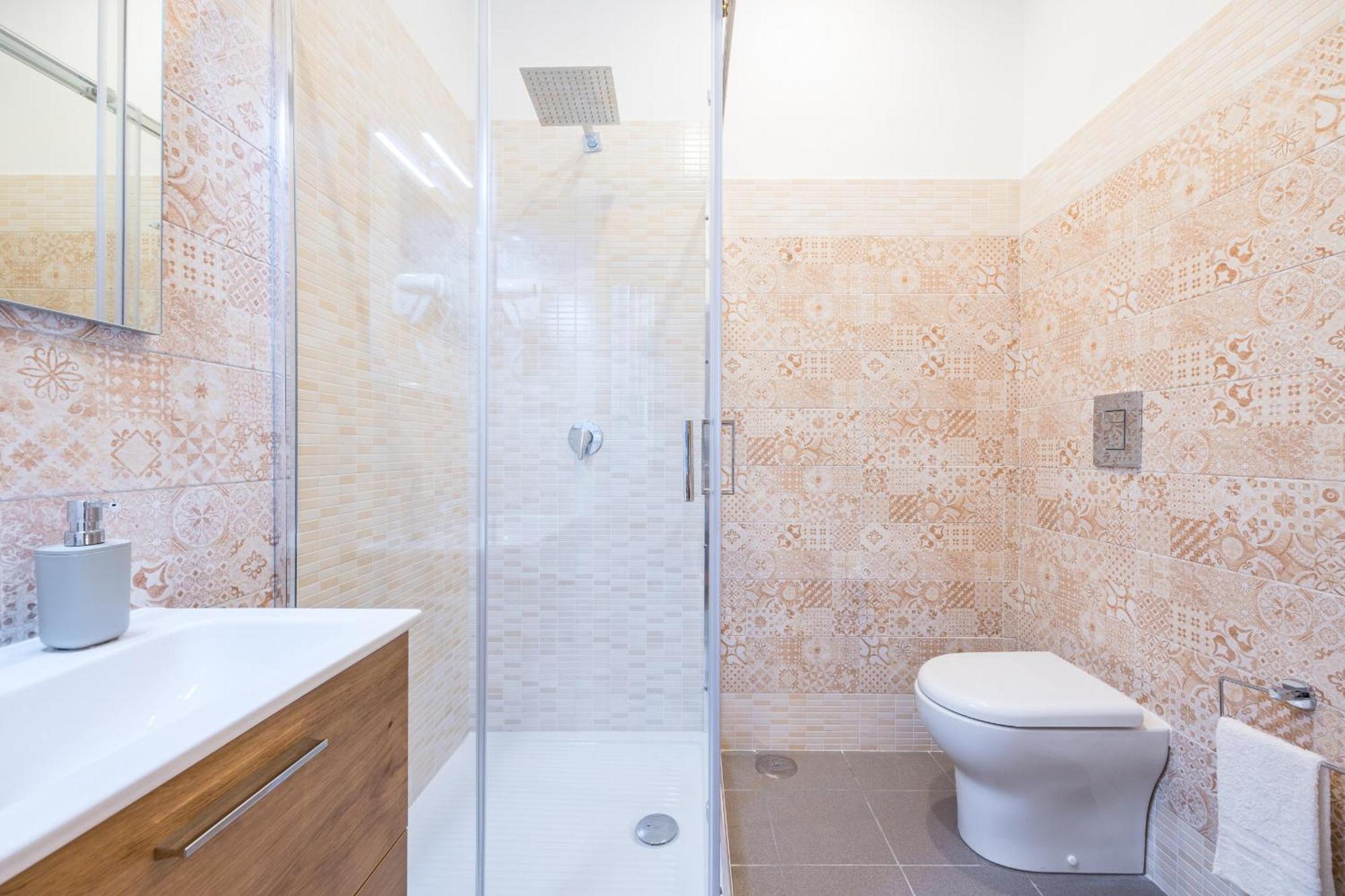 Via Milano Central Station Apartment Наполи Екстериор снимка