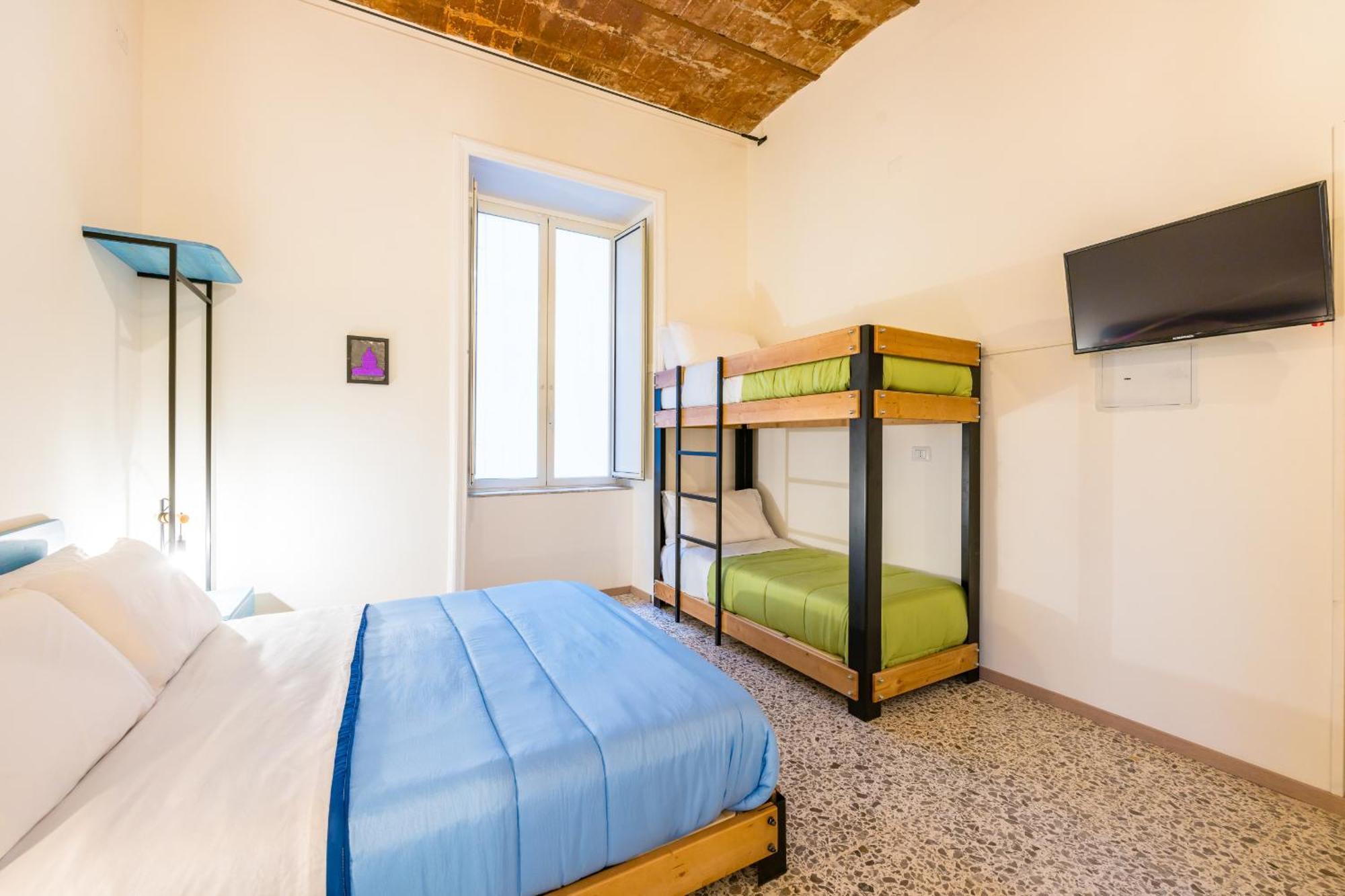 Via Milano Central Station Apartment Наполи Екстериор снимка