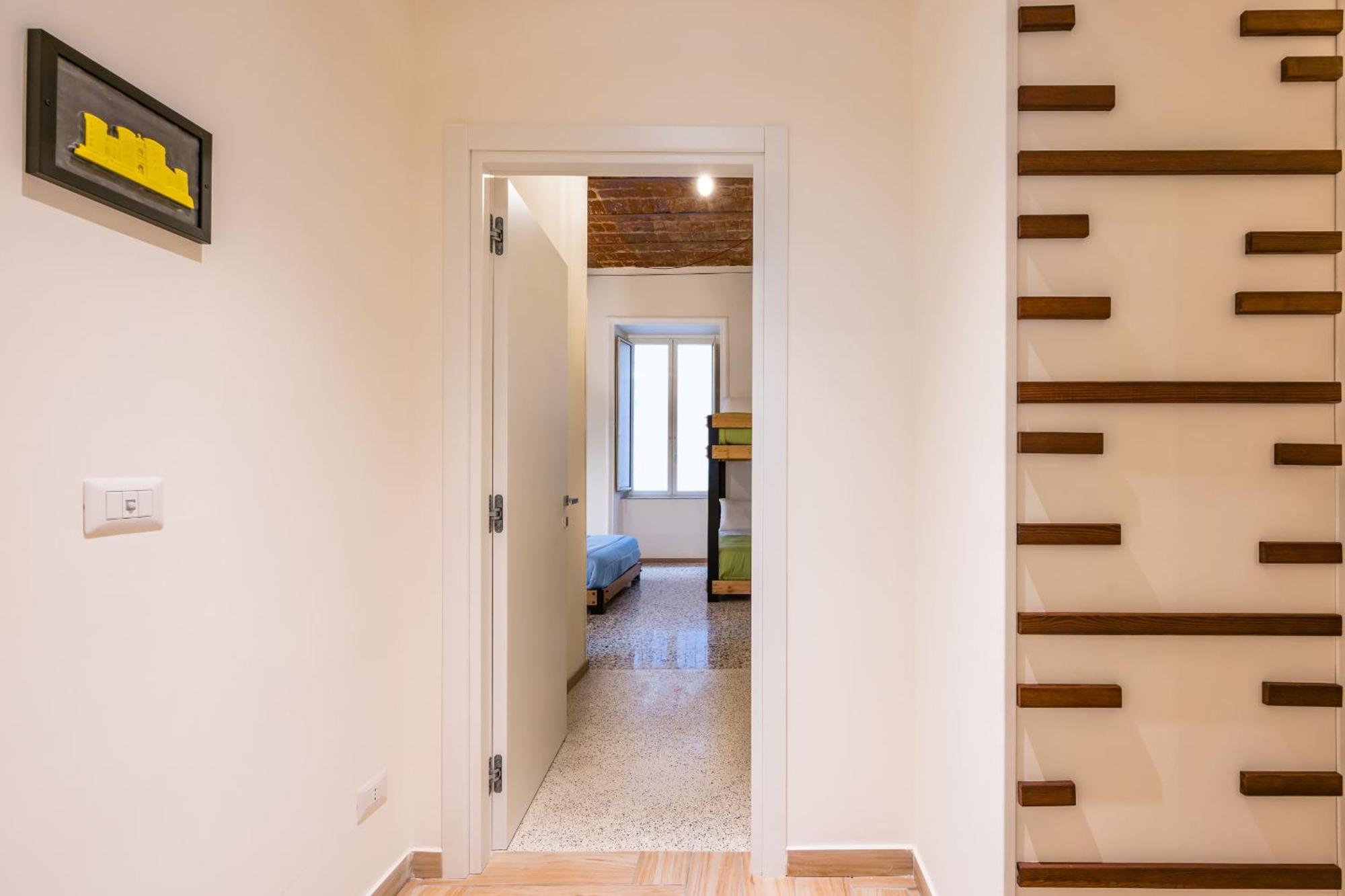 Via Milano Central Station Apartment Наполи Екстериор снимка