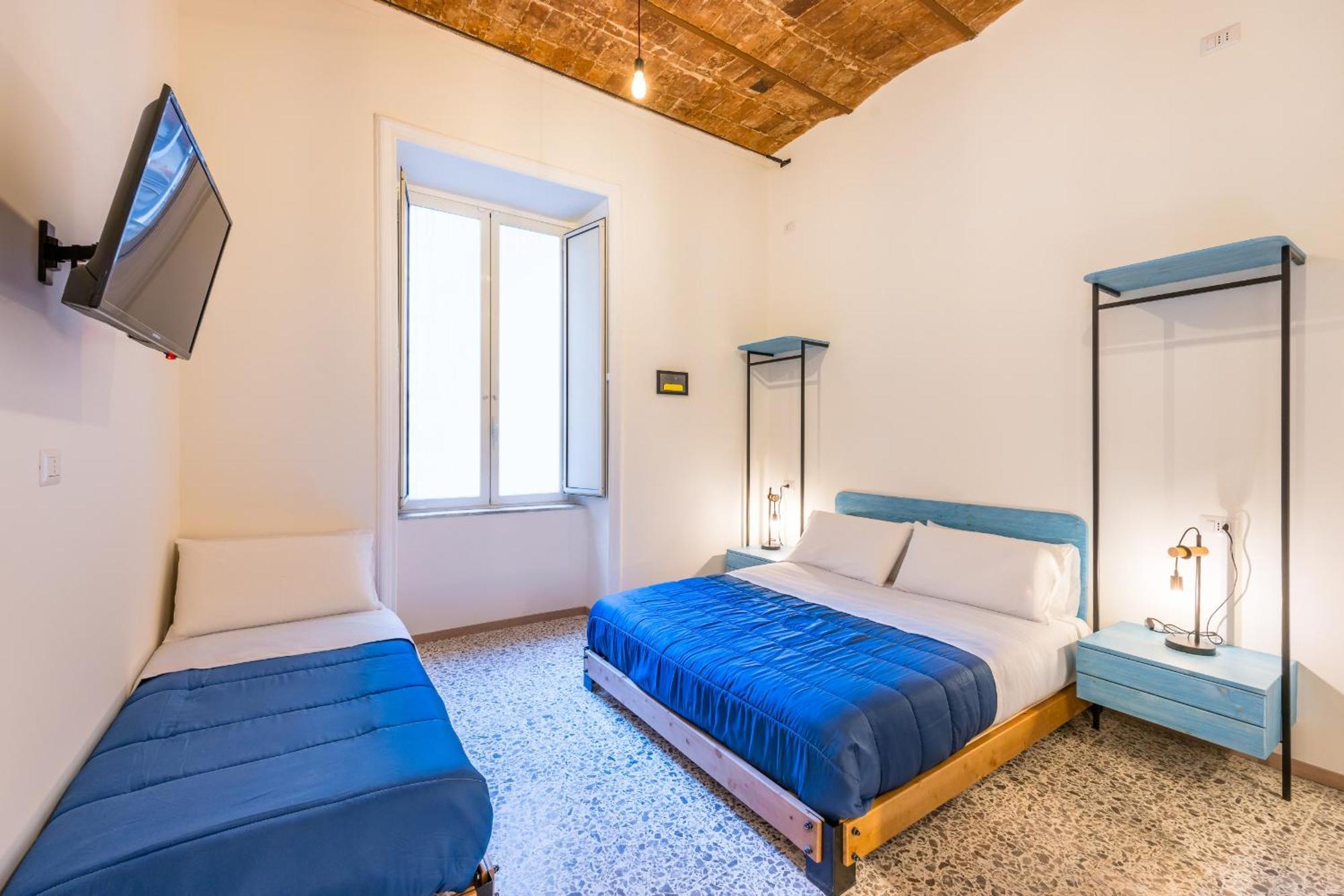Via Milano Central Station Apartment Наполи Екстериор снимка